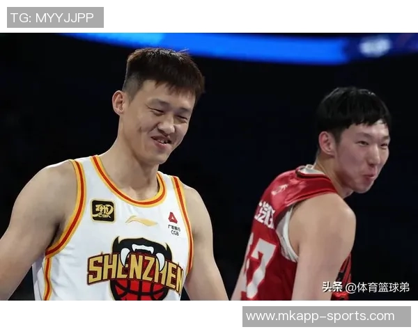 周琦祝贺前辈入选中国篮球名人堂激励后辈奋勇拼搏